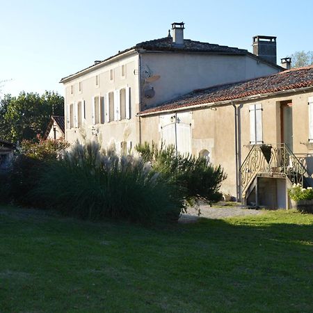 La Vieille Distillerie Le Tâtre Eksteriør billede